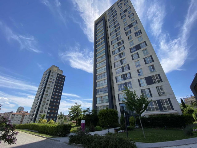 ATAŞEHIR İNLIFE SITESI 3.5 + 1 SATILIK DAIRE