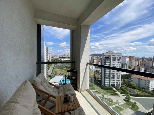 ATAŞEHIR İNLIFE SITESI 3.5 + 1 SATILIK DAIRE
