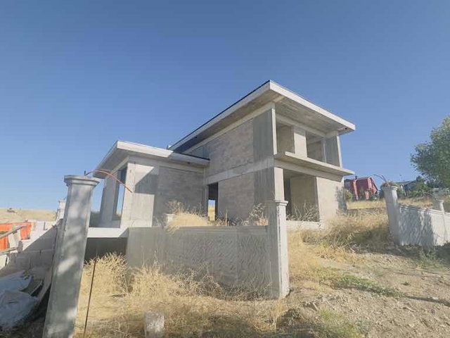 ŞEHİTALİ’DE 650 M² BAHÇE İÇERİSİNDE, GENİŞ VE ÖZEL TASARIM 7+1 VİLLA