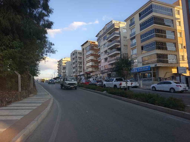 ALİAĞA YENİ MAHALLE ADLİYE YANI PANORAMİK DENİZ MANZARALI LÜKS 3+1 DAİRE