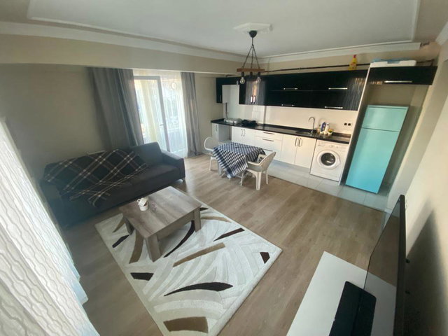 SANAYİ MAHALLESİNDE ESYALI KIRALIK 1+1 DAİRE