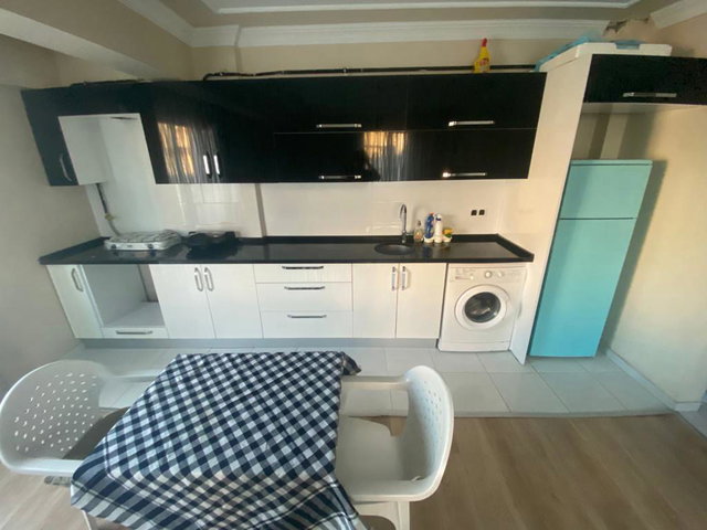 SANAYİ MAHALLESİNDE ESYALI KIRALIK 1+1 DAİRE