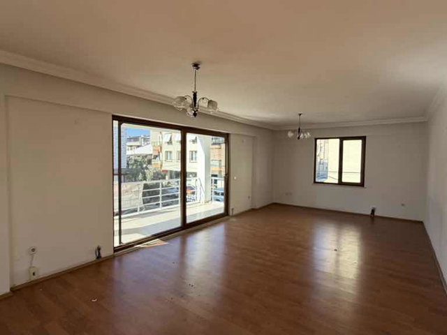 KÜÇÜKKUYU MERKEZ 2+1 SATILIK DAİRE