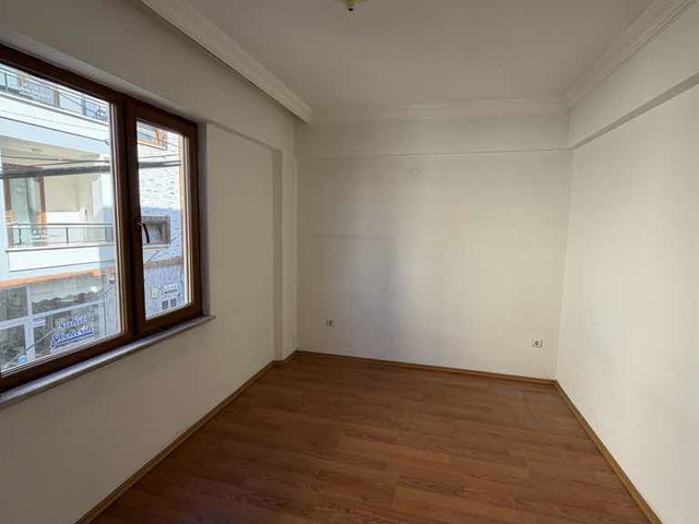 KÜÇÜKKUYU MERKEZ 2+1 SATILIK DAİRE