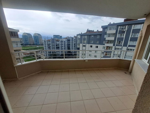 RE/MAX ADVANTAGE'DEN 100.YIL MH.METROYA YAKIN KİRALIK DAİRE