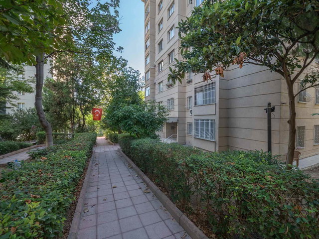 BAHÇELİEVLER KOZA EVLERİ SİTESİ'NDE SATILIK 3 + 1 DAİRE