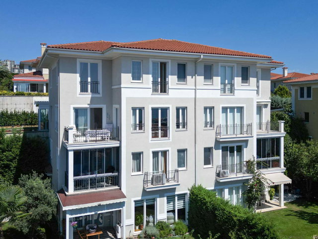 ESTON DENİZ YAKAMOZ DA MUHTEŞEM DENİZ MANZARALI KATLI DUBLEX