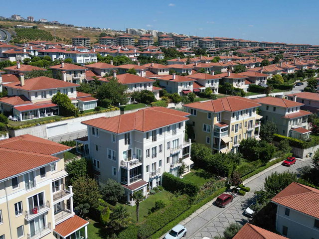 ESTON DENİZ YAKAMOZ DA MUHTEŞEM DENİZ MANZARALI KATLI DUBLEX