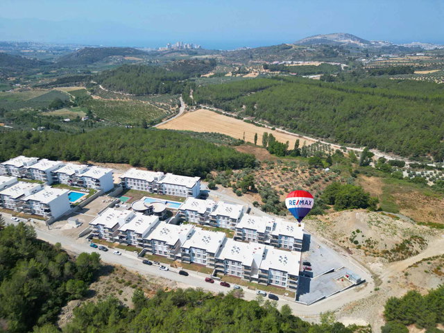 KUŞADASI KİRAZLI'DA 2023 YAPIMI 1+1 ÖNÜ AÇIK DAİRE