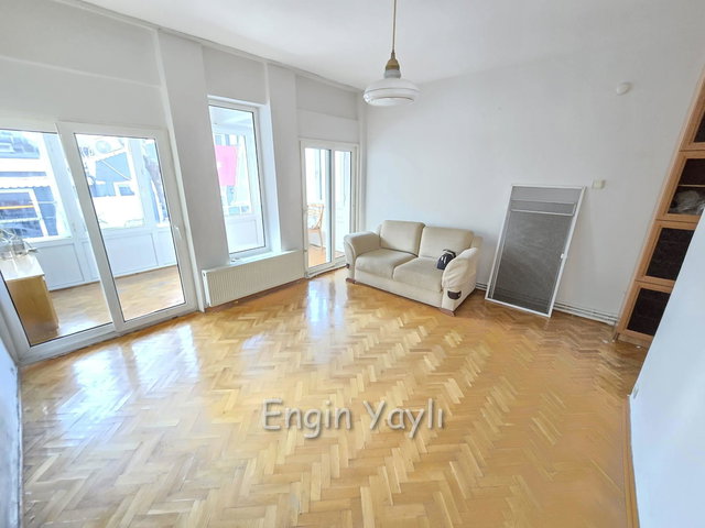 YEŞİLKÖY ÜN MERKEZİNDE FIRSAT YATIRIMLIK 1+1 DAİRE