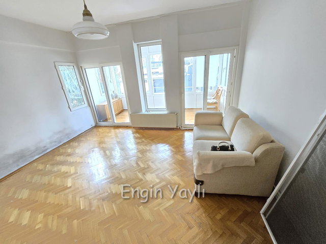 YEŞİLKÖY ÜN MERKEZİNDE FIRSAT YATIRIMLIK 1+1 DAİRE