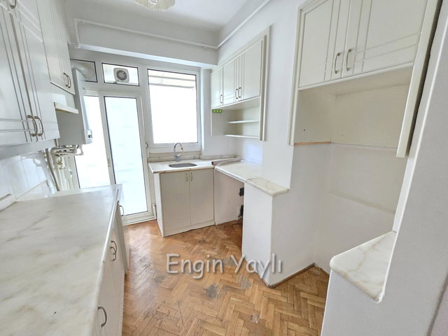 YEŞİLKÖY ÜN MERKEZİNDE FIRSAT YATIRIMLIK 1+1 DAİRE