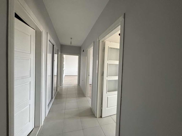 MALATYA BATTALGAZİ’DE 3+1 | 135 M² BRÜT | 9. KAT | BALKONLU, MERKEZİ ISITMALI KİRALIK DAİRE