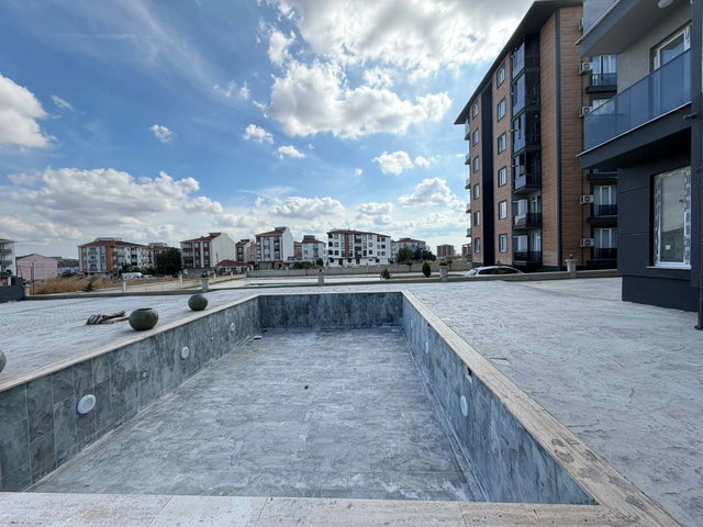 ÇORLU HATİP MAH. SATILIK 1+1 DAİRE