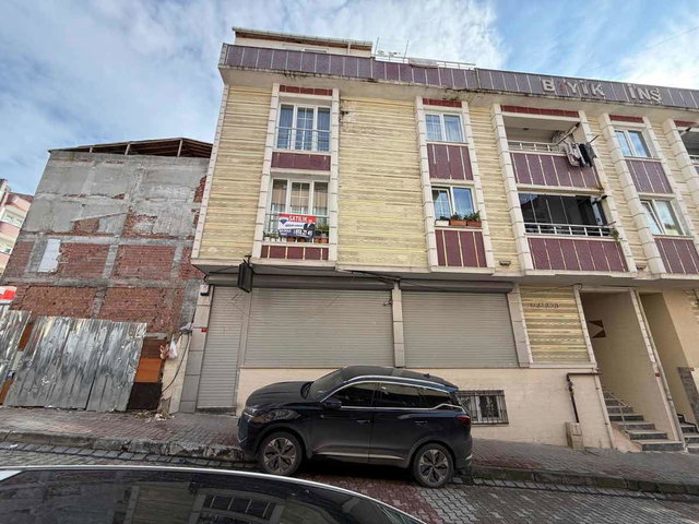 REMAX STREET'TEN SATILIK 3+1 GENIŞ VE KULLANIŞLI DAIRE...