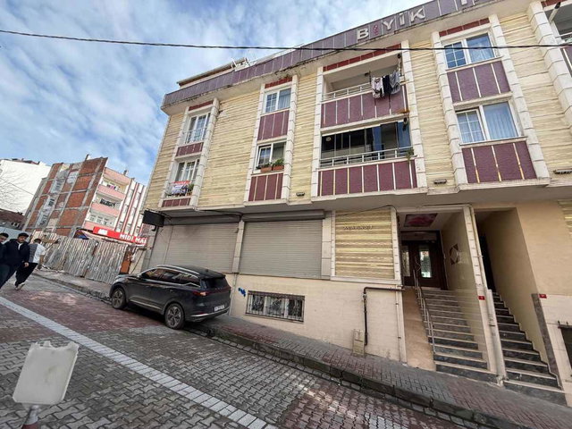 REMAX STREET'TEN SATILIK 3+1 GENIŞ VE KULLANIŞLI DAIRE...