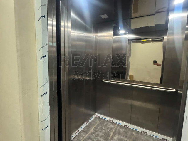 RE/MAX LACIVERT'TEN DADAŞKENT'TE KIRALIK 1+1 DAIRE