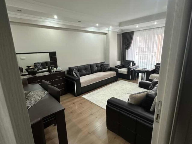 GAZİOSMANPAŞA MERKEZ’DE TAKASA UYGUN 3+1 | 135 M² NET | MEYDANA VE BELEDİYEYE ÇOK YAKIN DAİRE