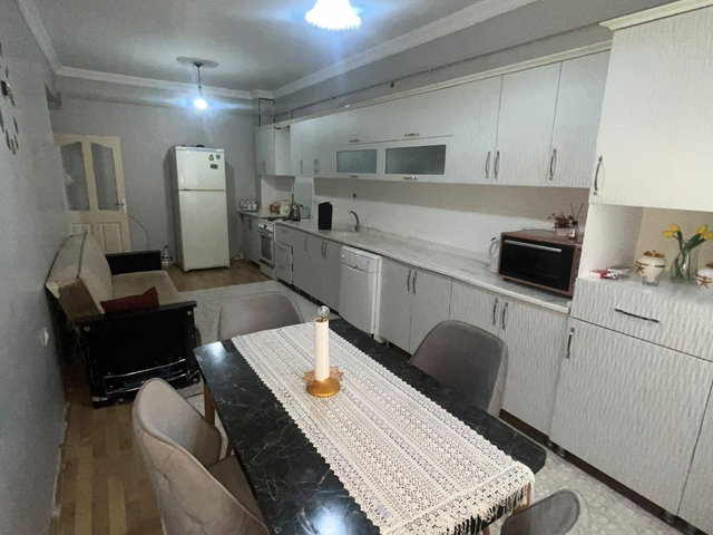 REMAX ARTIS'TEN KURT DERESI'NDE SATILIK 3+1 BODRUM DAIRE