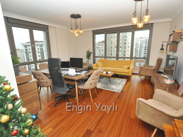 BOSTANCI MERKEZDE YENİ BİNADA DENİZ GÖREN MÜKEMMEL 2+1 FIRSAT