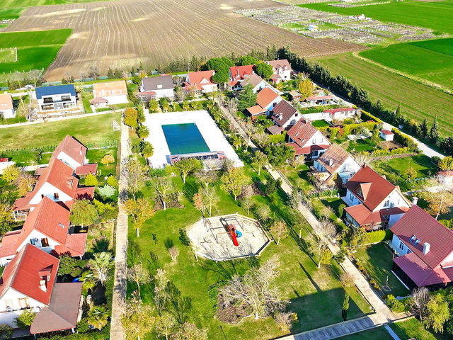 REMAX SERAP ASLANDAN DEGİRMENKÖYDE SATILIK VİLLA!!!