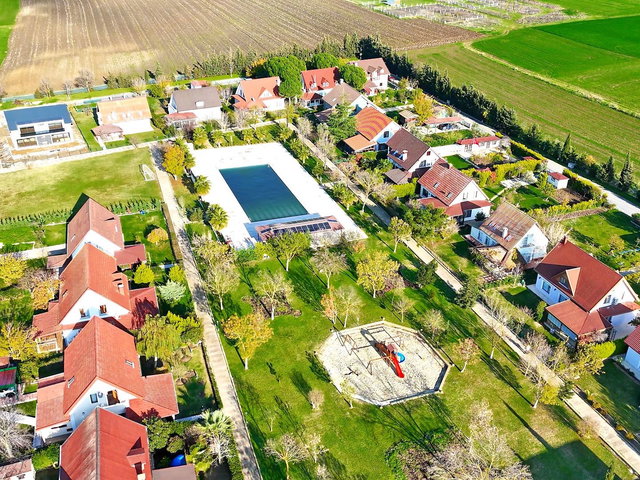 REMAX SERAP ASLANDAN DEGİRMENKÖYDE SATILIK VİLLA!!!