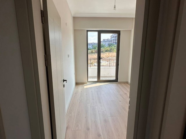 BAŞİSKELE YEŞİLYURT'DA SİTE İÇİ DENİZ MANZARALI 3+1SATILIK DAİRE