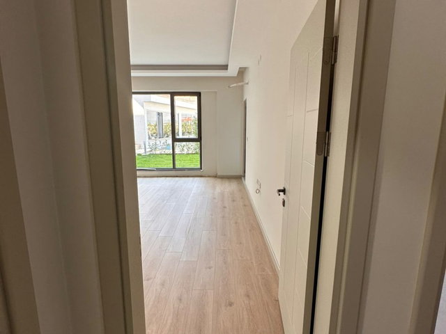 BAŞİSKELE YEŞİLYURT'DA SİTE İÇİ DENİZ MANZARALI 3+1SATILIK DAİRE