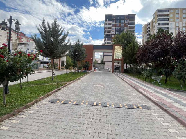 TANDOĞAN MAGİM YENİŞEHİR SİTESİNDE | 210 M² NET | KİRALIK DAİRE