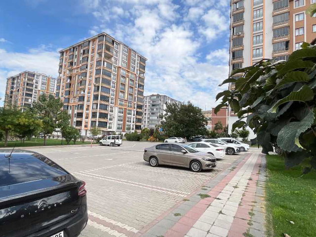 TANDOĞAN MAGİM YENİŞEHİR SİTESİNDE | 210 M² NET | KİRALIK DAİRE