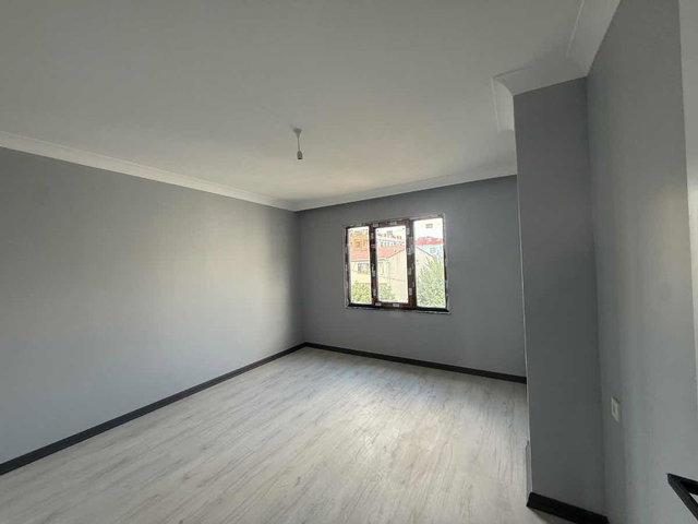 ARNAVUTKÖY MEHMETAKIF ERSOY MAH ASANSÖRLÜ OTOPARKLI  3+1 SATILIK DAIRE