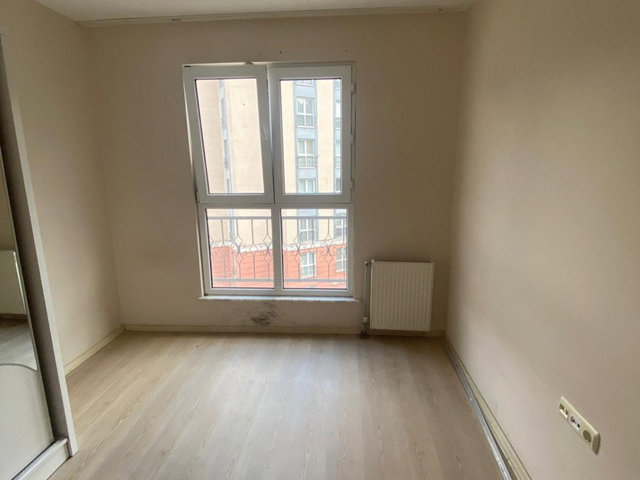 REMAX'DEN BAŞİSKELE KİRAZLIKENT KONUTLARINDA 2+1 ARA KAT DAİRE