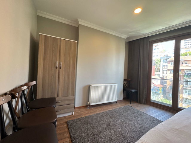 METRO DURAĞINA 7 DK MESAFEDE EŞYALI 2+1 DAİRE