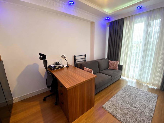 CORRİDOR SİTESİ’NDE 3+1 | 157 M² BRÜT | BAHÇE KATI | ÇİFT BANYO | KREDİYE UYGUN