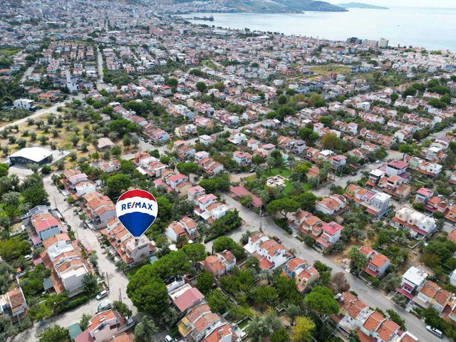 DİKİLİ BANKACILARDA KÖŞE KONUM | GENİŞ BAHÇE | MERKEZİ KONUM