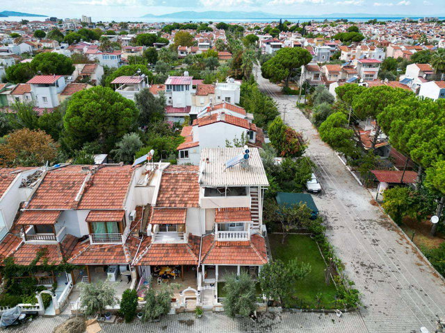 DİKİLİ BANKACILARDA KÖŞE KONUM | GENİŞ BAHÇE | MERKEZİ KONUM