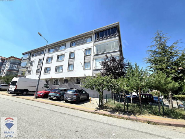 KARAPÜRÇEK MERKEZDE YAPILI ARA KATTA SATILIK FIRSAT 3+1 DAİRE