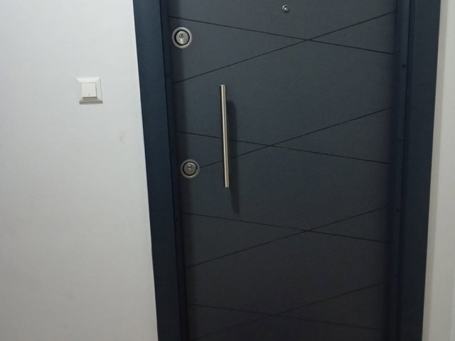 REMAX HÜR ALI KUTANIS'TEN AKYAZI'DA KIRALIK 1+1 DAIRE
