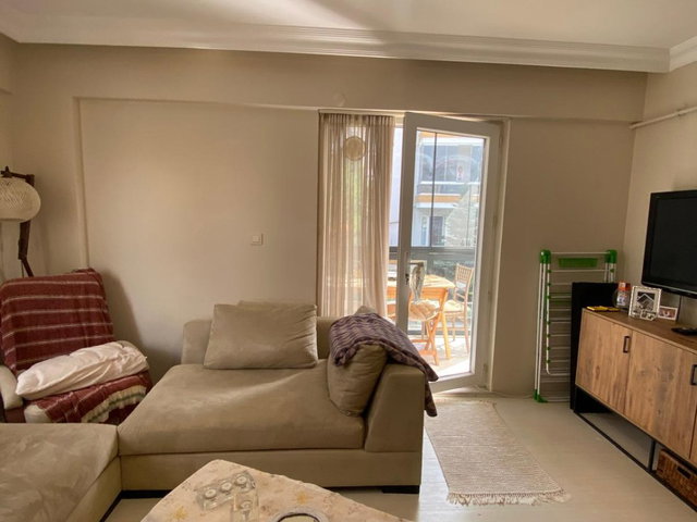 REMAX DREAM'DEN İZMİT BAĞÇEŞME'DE SATILIK 1+1 ARA KAT DAİRE