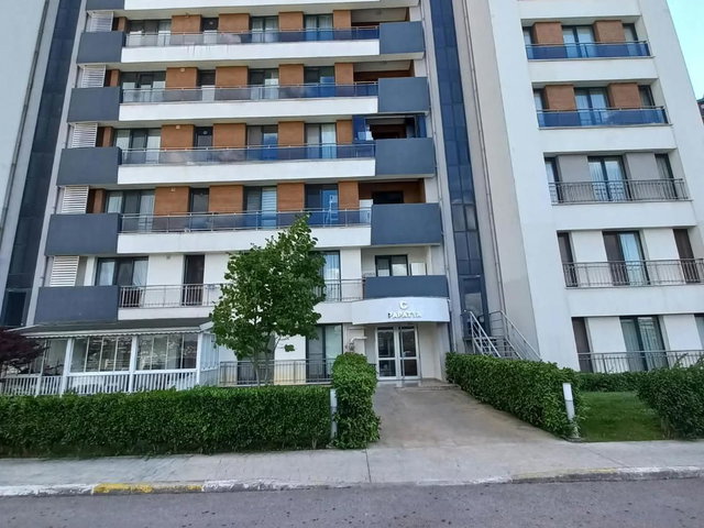 REMAX DREAM'DEN İZMİT TUANA EVLERİ 2. ETAP ARA KAT KİRALIK DAİRE
