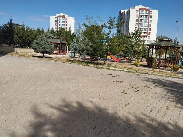 BAĞLICA DURU LİFE SİTESİNDE ARAKAT 4+1 KİRALIK DAİRE