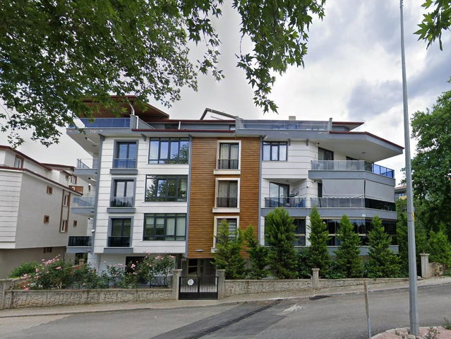 REMAX MODEL DEN HALLAÇLAR DA 2.5+1 SATILIK DAIRE