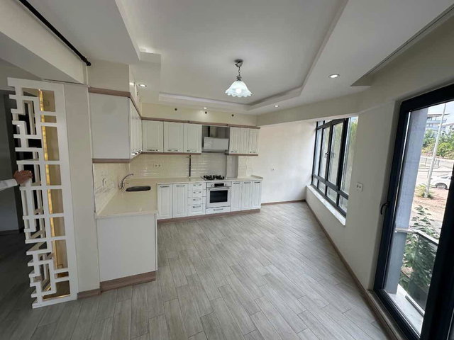 REMAX MODEL DEN HALLAÇLAR DA 2.5+1 SATILIK DAIRE