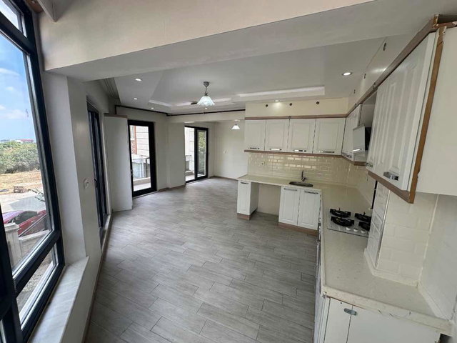 REMAX MODEL DEN HALLAÇLAR DA 2.5+1 SATILIK DAIRE