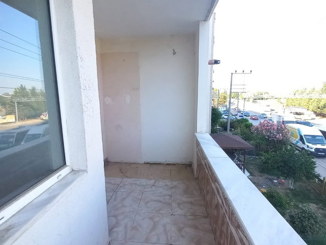 REMAX DREAM'DEN GÖLCÜK PİYALEPAŞA'DA ARA KAT 2+1 KİRALIK DAİRE