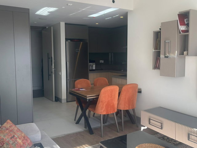 DAİRE KARTAL SİTESİNDE SATILIK 2+1 DAİRE