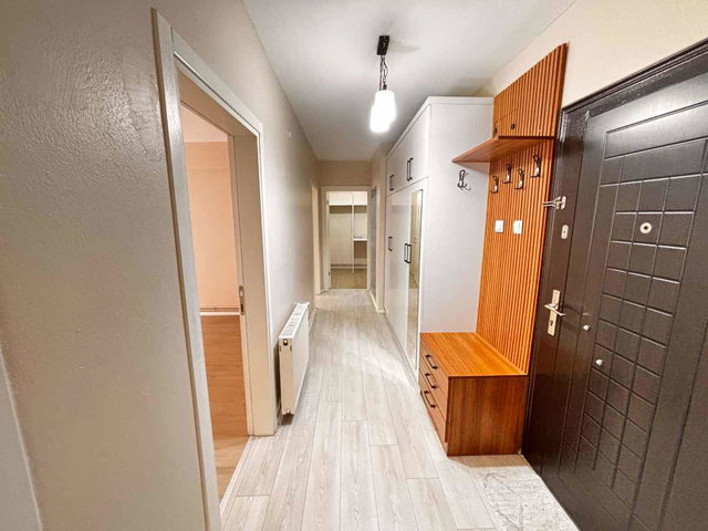 REMAX BEYAZ NİLÜFER KONAK MAH’DE 2+1 KİRALIK DAİRE
