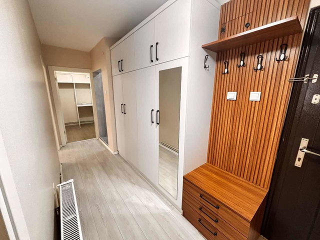 REMAX BEYAZ NİLÜFER KONAK MAH’DE 2+1 KİRALIK DAİRE