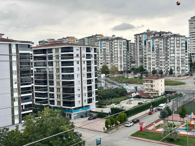SAMSUN İLKADIM DEREBAHÇE’DE 5+1 | 230 M² NET | 8. KAT (SON KAT) | 3 BANYO