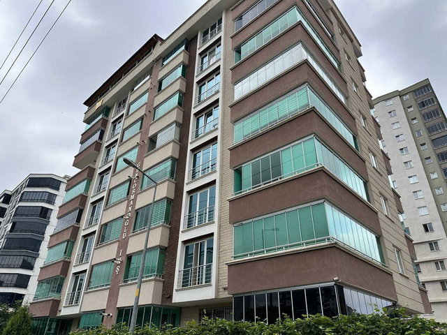 SAMSUN İLKADIM DEREBAHÇE’DE 5+1 | 230 M² NET | 8. KAT (SON KAT) | 3 BANYO